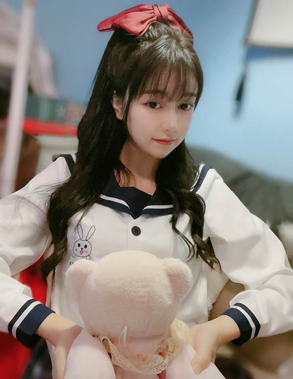 迪拜围经纪人微信